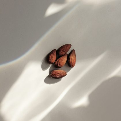 Cocoa Dusted Almonds 200g
